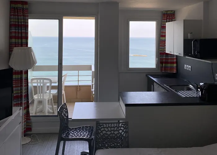 Victoria Surf 3* ביאריץ