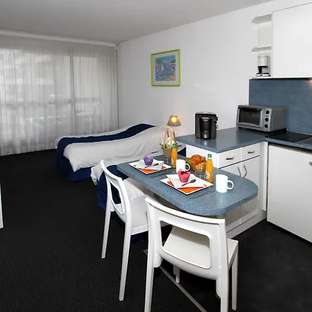 Hotel apartamentowy Victoria Surf 3*