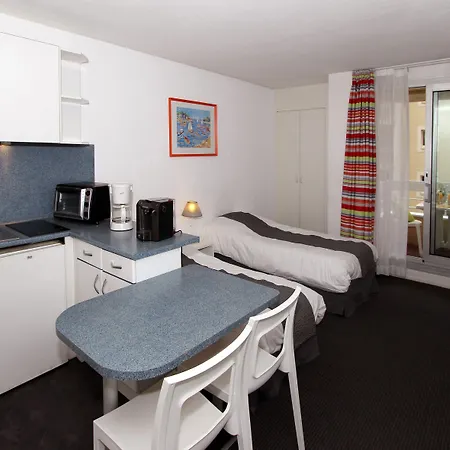Hotel apartamentowy Victoria Surf 3*