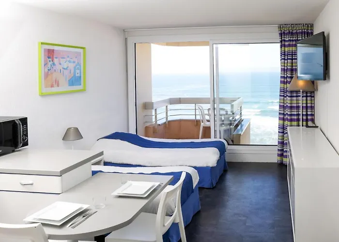 Hotel apartamentowy Victoria Surf 3*