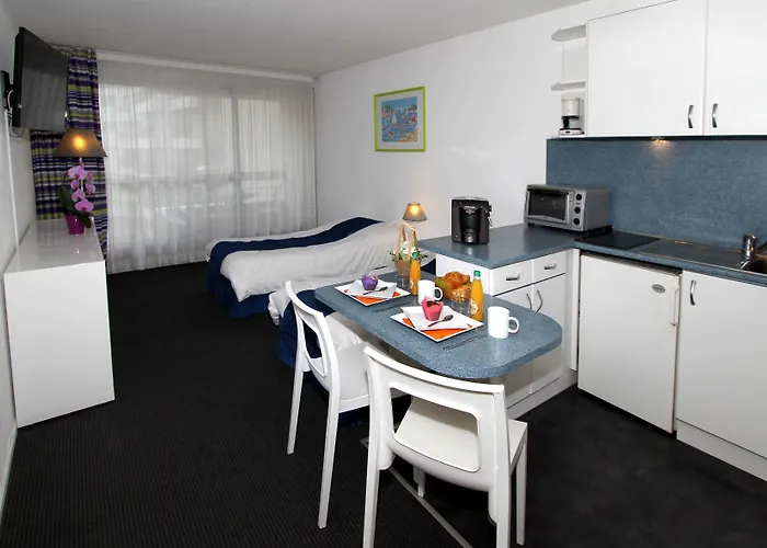 Hotel apartamentowy Victoria Surf 3*