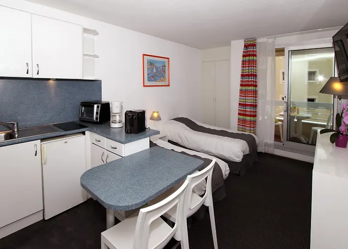 Apartmanhotel Victoria Surf 3*