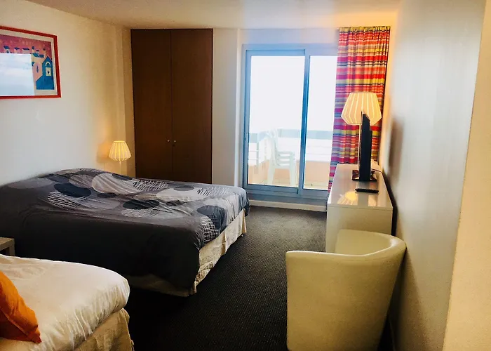 Apartmanhotel Victoria Surf 3*